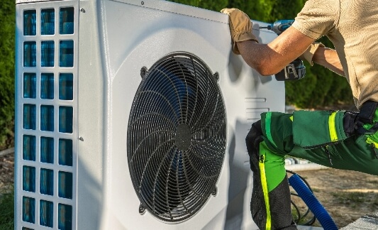 Dépannage de pompe à chaleur à Epinal : les divers avantages de nous faire confiance